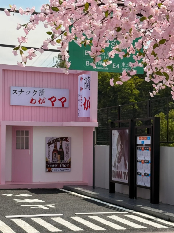 深圳打卡Cafe｜深圳櫻花樹下馬路Cafe！濟州島/沙漠/雪景主題！日韓服裝租借 