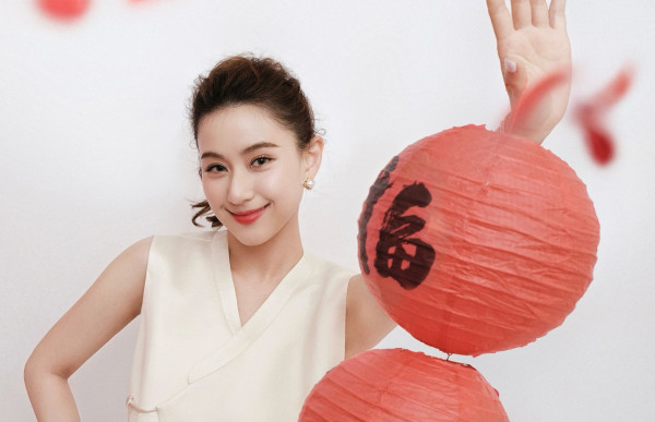 何超蓮何超盈激罕同框包糉揭真實關係 意外曝光何家億萬豪宅內貌極具氣派