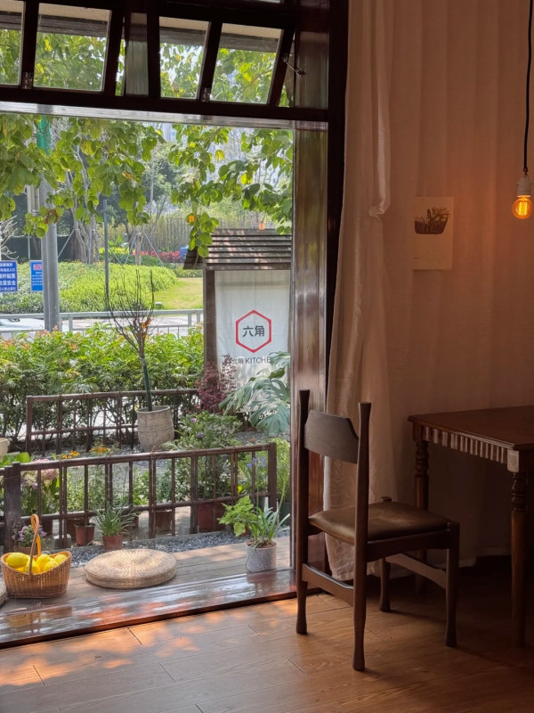 深圳寶安區打卡Cafe推介 簡約日式庭院風+繡球花園 有如置身京都！ 