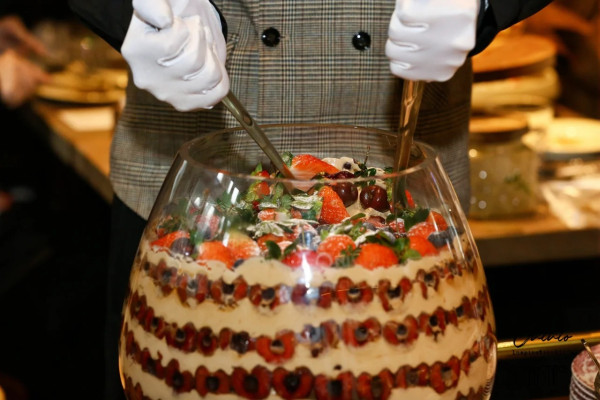 深圳法國菜|深圳南法莊園風餐廳ONIONIO!打卡高質甜品牛扒!萬象城/深業上城分店