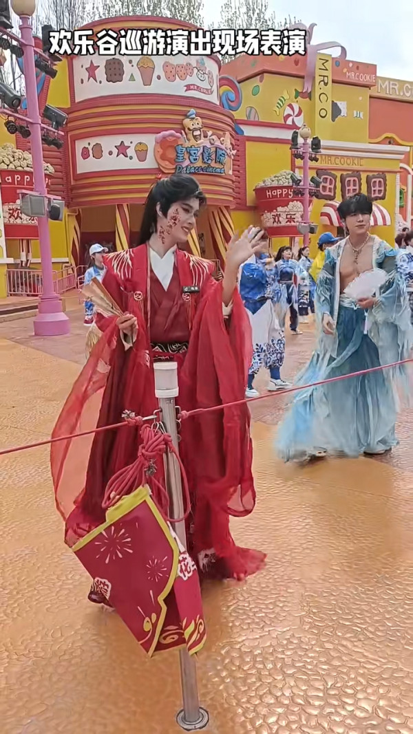 內地歡樂谷男色經濟越做越有 新推中國風主題迷倒萬千少女：下次還去 