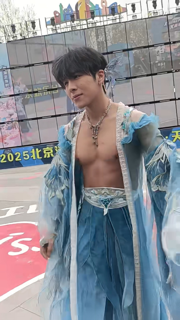 內地歡樂谷男色經濟越做越有 新推中國風主題迷倒萬千少女：下次還去 