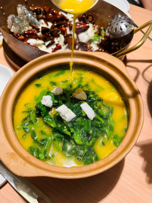 漁語魚酸菜魚新川菜(圖片來源:小紅書@漁語魚酸菜魚新川菜) 漁語魚酸菜魚新川菜(圖片來源:小紅書@漁語魚酸菜魚新川菜)