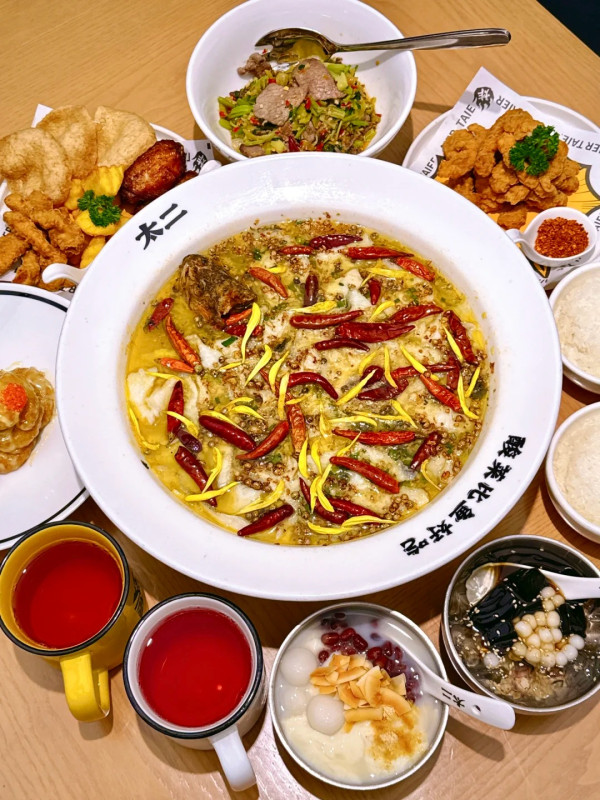 太二酸菜魚(圖片來源:小紅書@太二酸菜魚) 太二酸菜魚(圖片來源:小紅書@太二酸菜魚)