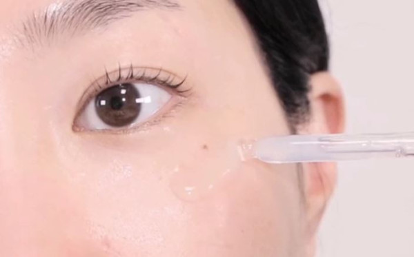 韓國護膚品推薦｜銷量排名8位. Mediheal 積雪草瑕疵修護精華