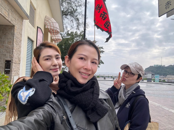 蔡少芬張晉5歲囝囝近照曝光父子超似樣!狼尾長髮造型激似爸爸惹驚呼:係一個餅印
