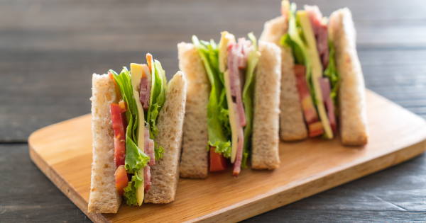 諾如病毒｜專家警告避免機場5大高危餐飲！飲水機原來暗藏邋遢？附五個代替建議！ 