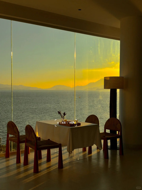 深圳小鎌倉打卡餐廳推介！180°海景渡假風Cafe約會慶生歎世界 