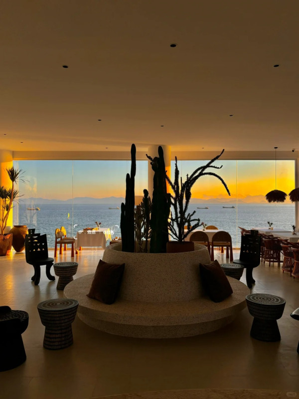 深圳小鎌倉打卡餐廳推介！180°海景渡假風Cafe約會慶生歎世界 