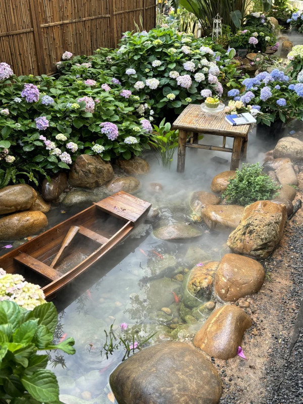 深圳沉浸式Cafe有如秘密花園!繡球花海+瀑布石牆+租借仙女裙打卡一流