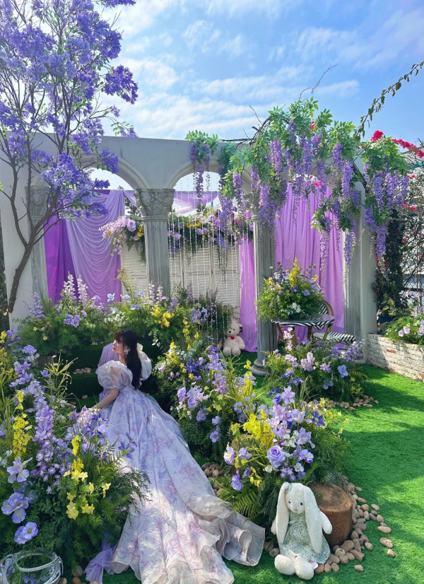 深圳沉浸式Cafe有如秘密花園!繡球花海+瀑布石牆+租借仙女裙打卡一流