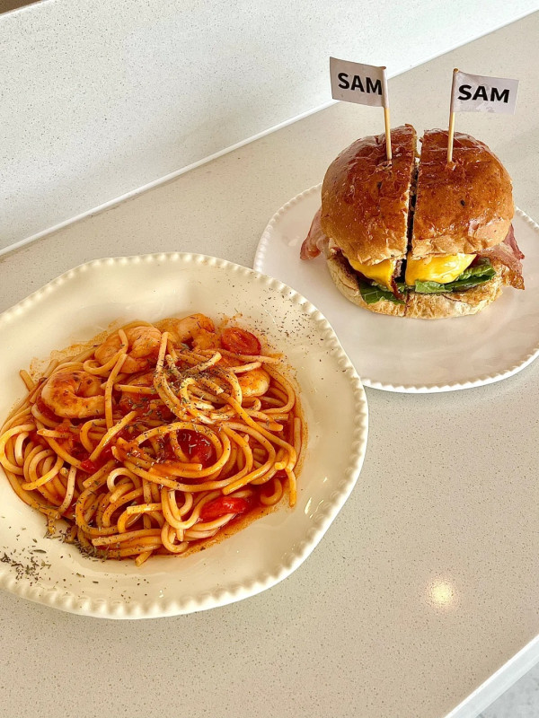 sam outdoor(圖片來源:小紅書@SAM OUTDOOR海濱泳場店) sam outdoor(圖片來源:小紅書@SAM OUTDOOR海濱泳場店)