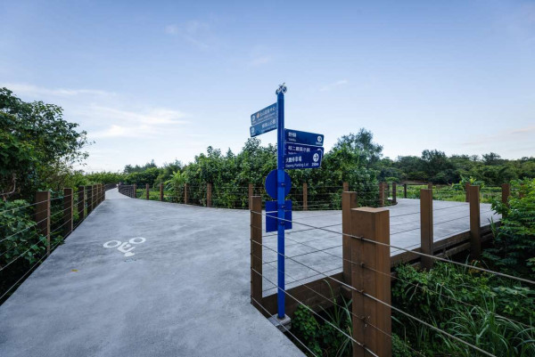 萬里大鵬足湯公園（圖片來源︰新北市政府觀光旅遊局）