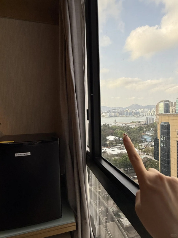 內地旅遊博主香港住酒店 大讚呢間平靚正 唔洗0有海景 