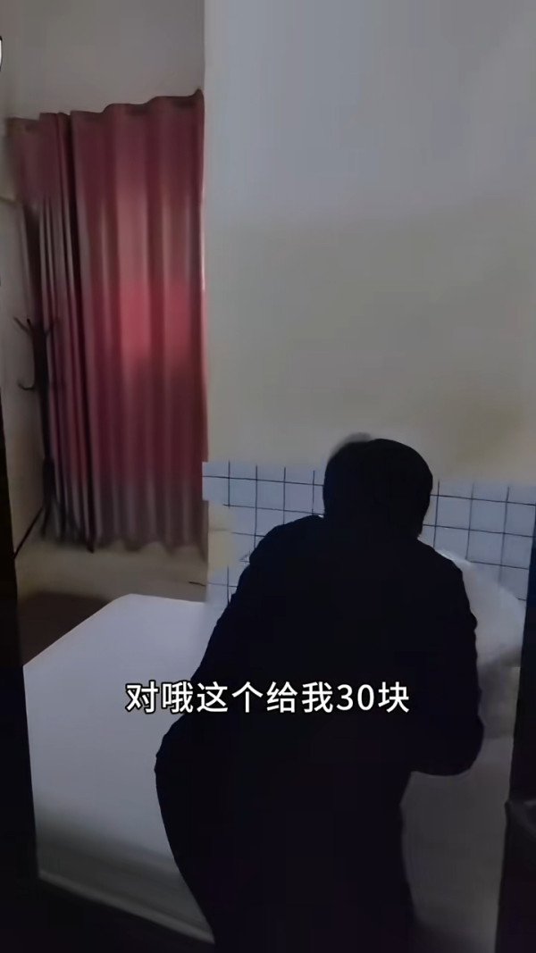 內地客遊港乘快艇指似難民逃生 呻價格貴體驗差 無求生用具:靠祖宗保佑