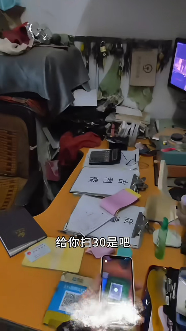 內地客遊港乘快艇指似難民逃生 呻價格貴體驗差 無求生用具:靠祖宗保佑