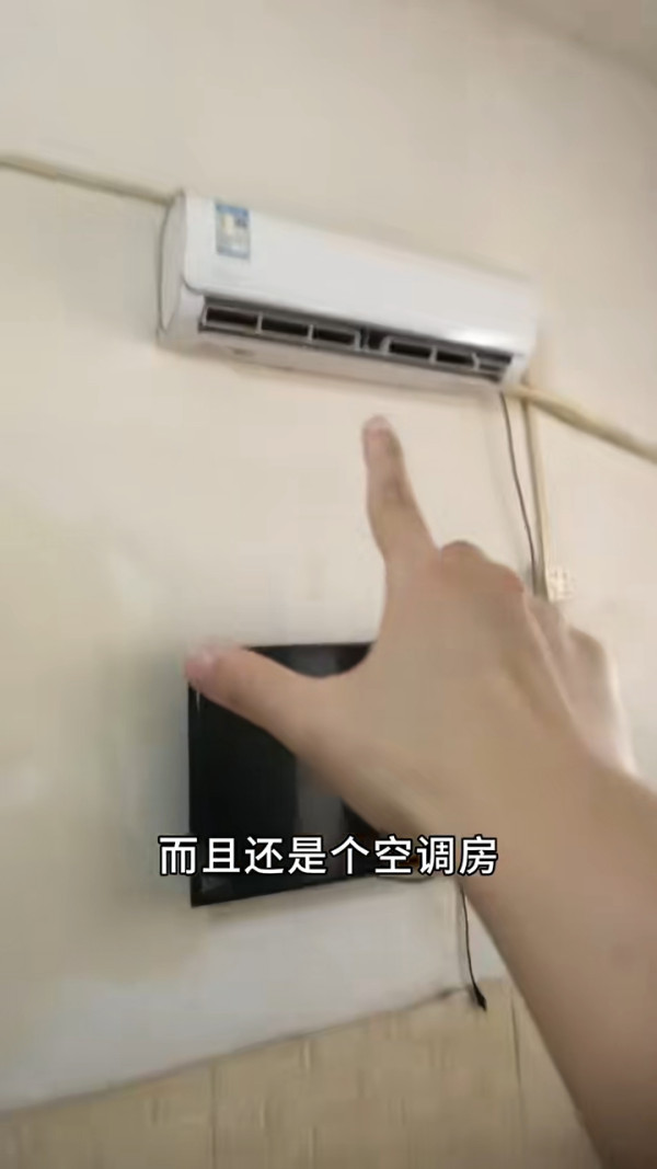 內地客遊港乘快艇指似難民逃生 呻價格貴體驗差 無求生用具:靠祖宗保佑