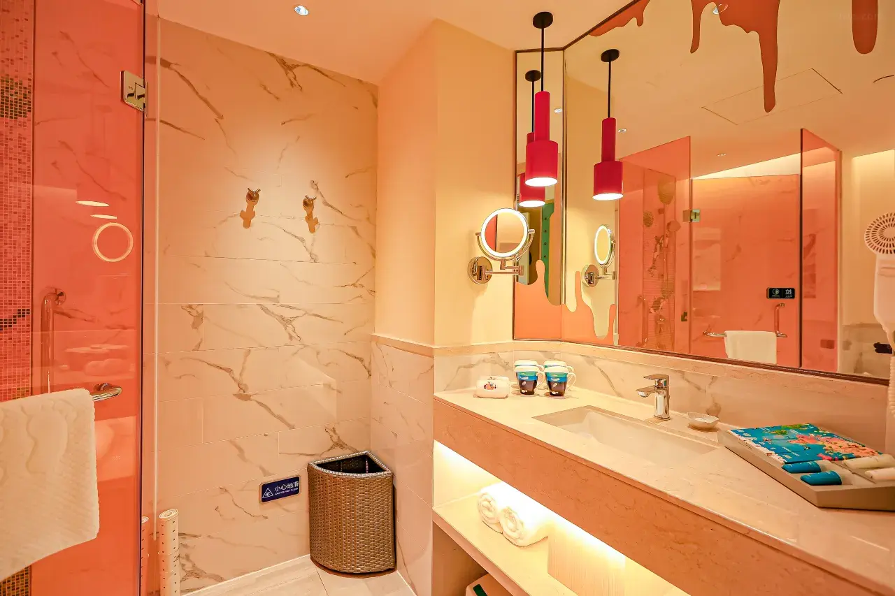 珠海長隆飛船酒店(圖片來源:Trip.com) 珠海長隆飛船酒店(圖片來源:Trip.com)