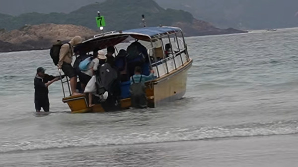 內地客遊港呻物價誇張震驚消費觀 的士跳錶快/餐飲性價比低/一千蚊晚酒店