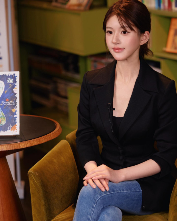 rooosyzh09@Instagram