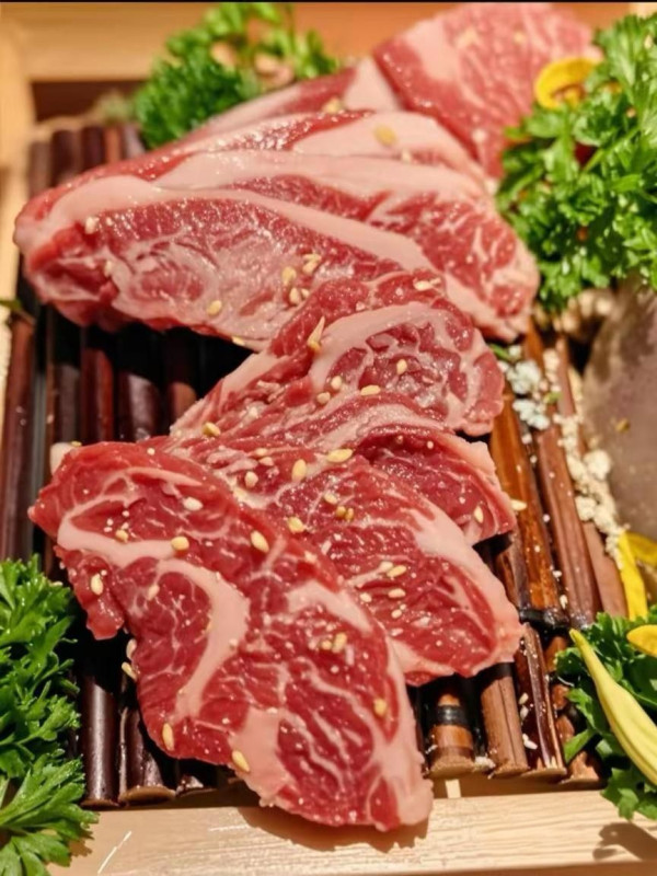 圖片來源: 大眾點評@西塔老太太泥爐烤肉 深圳會展中心站周邊美食|餐廳推介 蟹黃撈麵/四合院火鍋/高空酒吧