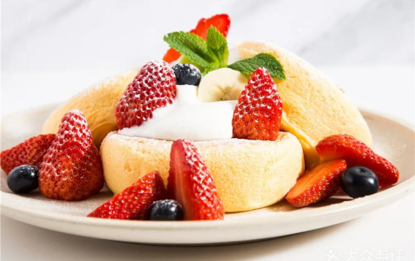 圖片來源: 大眾點評@松小芙·鬆餅 深圳會展中心站周邊美食|餐廳推介 蟹黃撈麵/四合院火鍋/高空酒吧