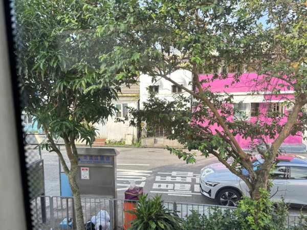 內地客遊港呻物價誇張震驚消費觀 的士跳錶快/餐飲性價比低/一千蚊晚酒店