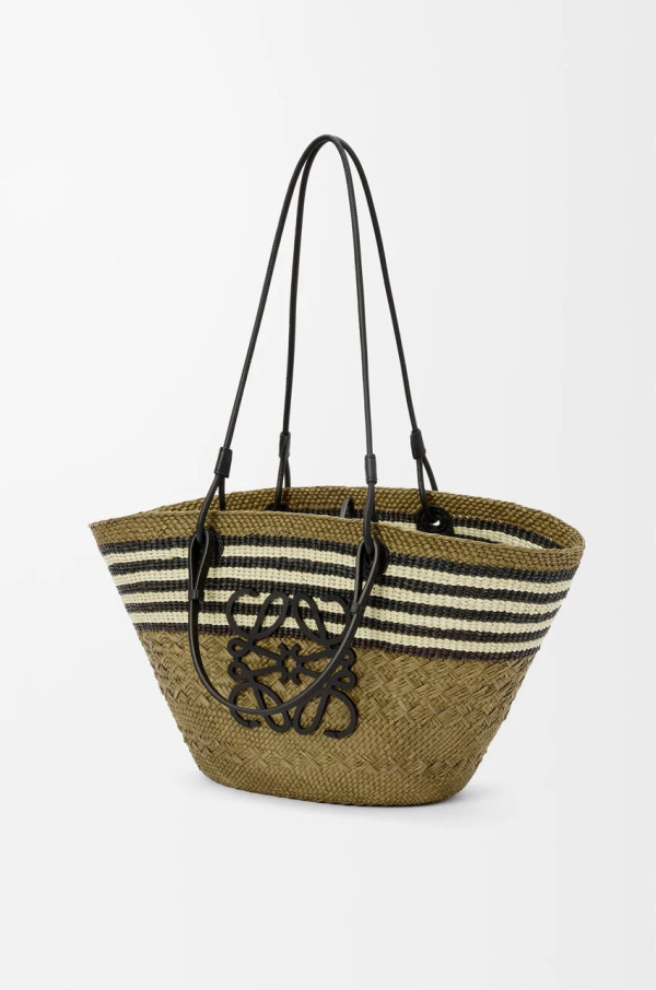 日本買CELINE｜2025夏日系列登場 大阪限定「藍白航海風」手袋4.23起發售 附價錢參考 