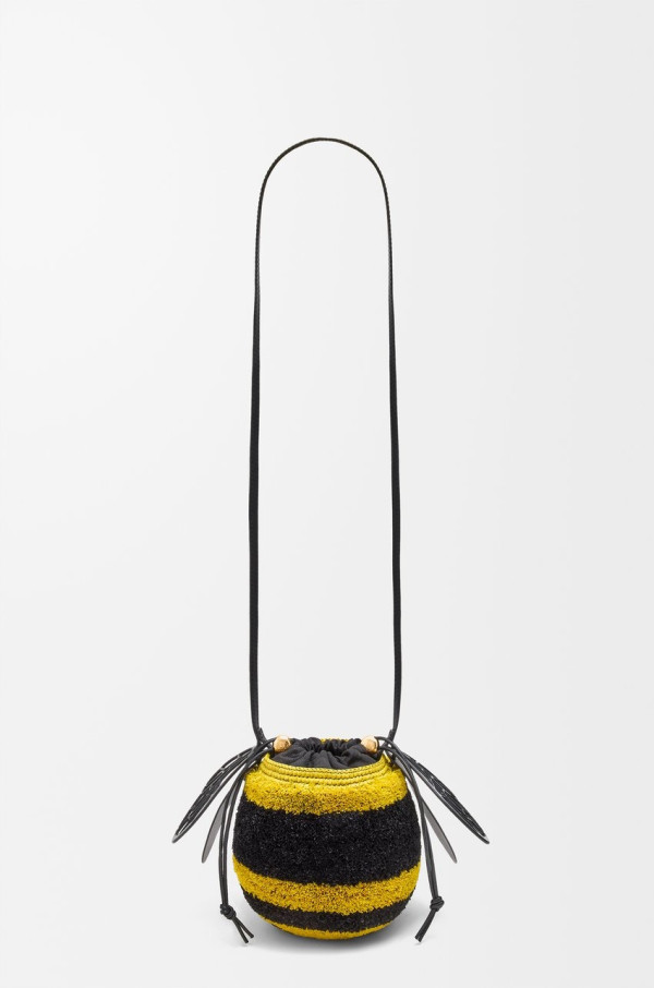 日本買CELINE｜2025夏日系列登場 大阪限定「藍白航海風」手袋4.23起發售 附價錢參考 