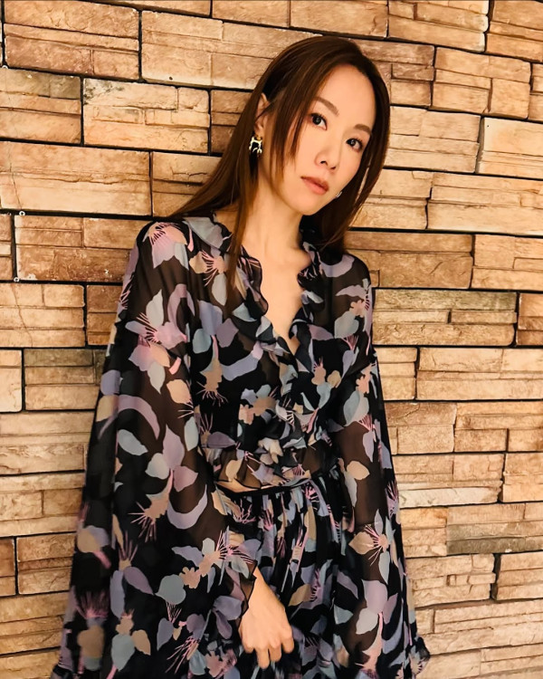 鄧麗欣罕有放閃激讚男友兩大優點超加分 「外母政策」細心舉動深得鄧媽媽歡心