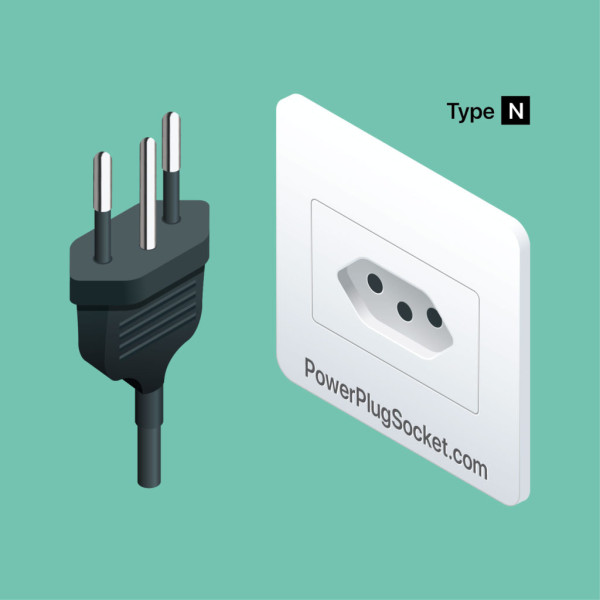 N型:巴西 南非 遊港內地男不滿香港酒店用三腳插 批香港科技落後!網民:有USB又唔用?