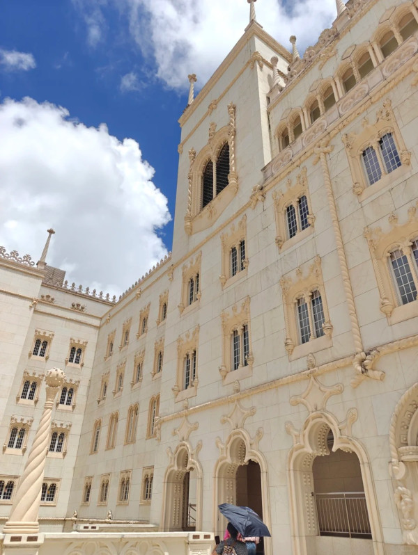 勵駿龐都廣場(圖片來源:小紅書@爽兒) 勵駿龐都廣場(圖片來源:小紅書@爽兒)