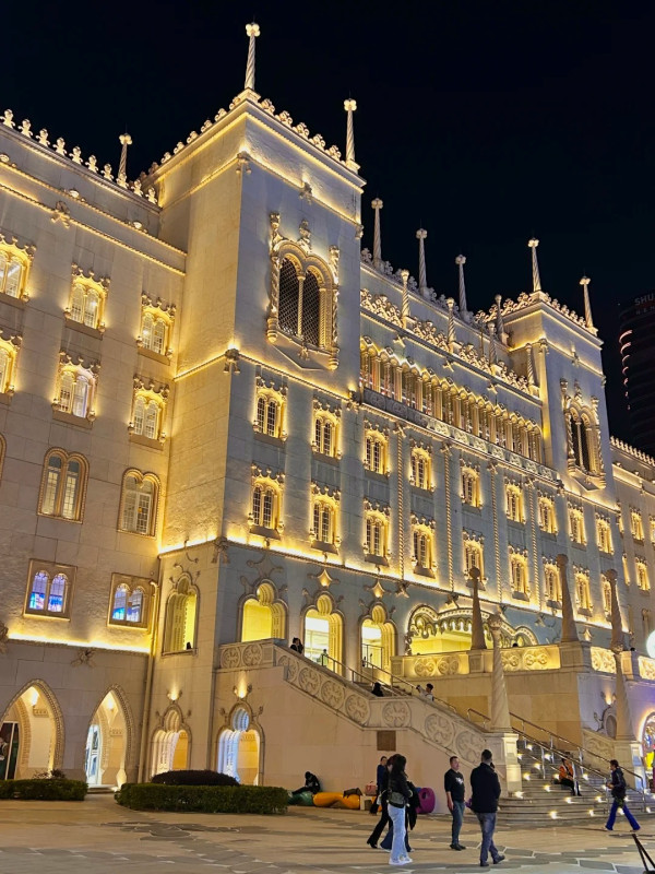 勵駿龐都廣場(圖片來源:小紅書@奮奮不吃香菜) 勵駿龐都廣場(圖片來源:小紅書@奮奮不吃香菜)