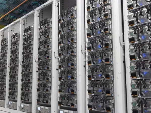 NVIDIA 重金 5000 億美元建美 AI 生產基地 AI 超級電腦有望美國製造？