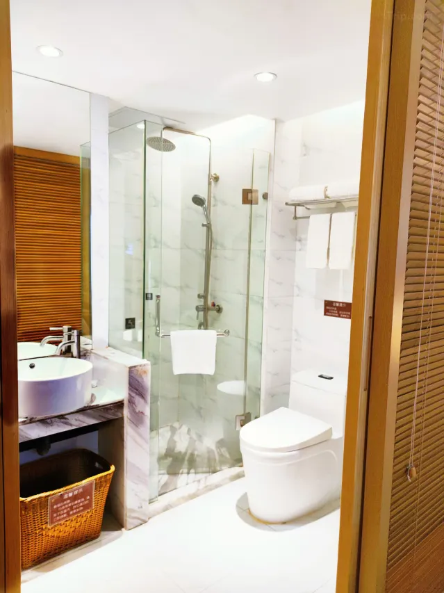 深圳東門酒店10間推介！近東門步行街/羅湖口岸、歎高空旋轉餐廳 一晚7元CP值高 