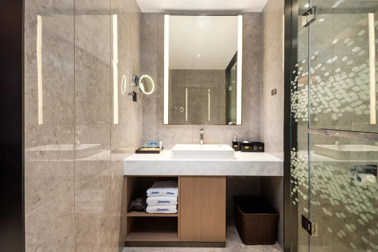 深圳東門酒店10間推介！近東門步行街/羅湖口岸、歎高空旋轉餐廳 一晚7元CP值高 