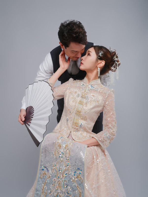 簡淑兒戴巨鑽出嫁意大利城堡舉行婚禮 麥大力兩字回應造人大計嚇窒全場