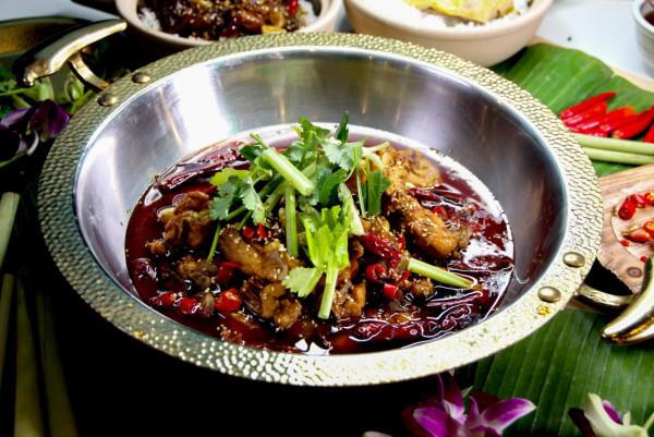 觀塘新開流水蝦任食火鍋放題    花膠雞煲／創新煲仔飯／日本A5和牛