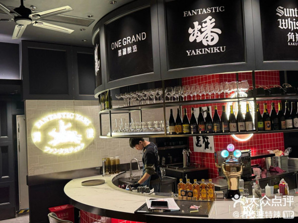 深圳萬象天地高質燒肉店推介！現點現切和牛/全程代燒服務/精釀生啤酒 