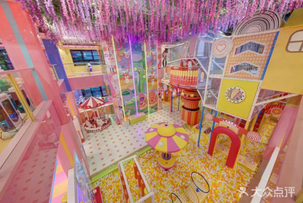 金灣毛林大酒店‧兒童遊樂城冰雪運動城（圖片來源：大眾點評）