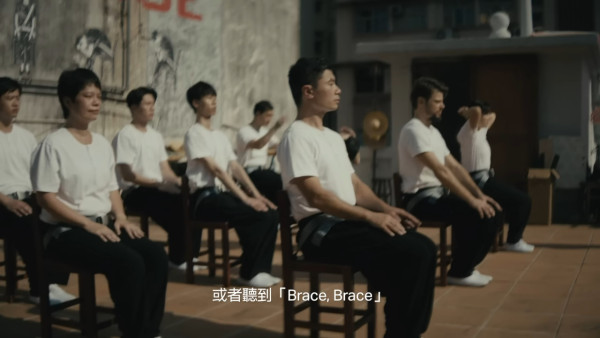 國泰航空安全示範短片網絡爆紅! 網民讚具香港特色:次次都認真睇完!