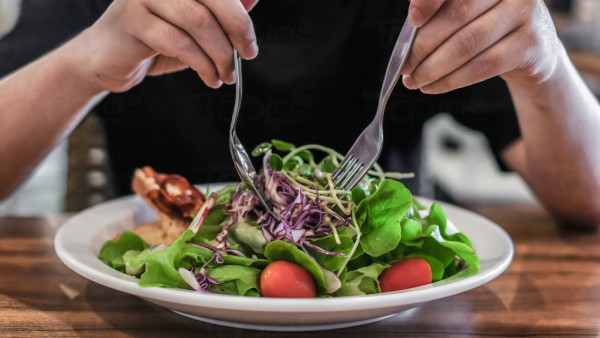 營養師建議6種深綠色蔬菜最值得吃！抗老防骨疏鬆或乳癌每天吃多少？