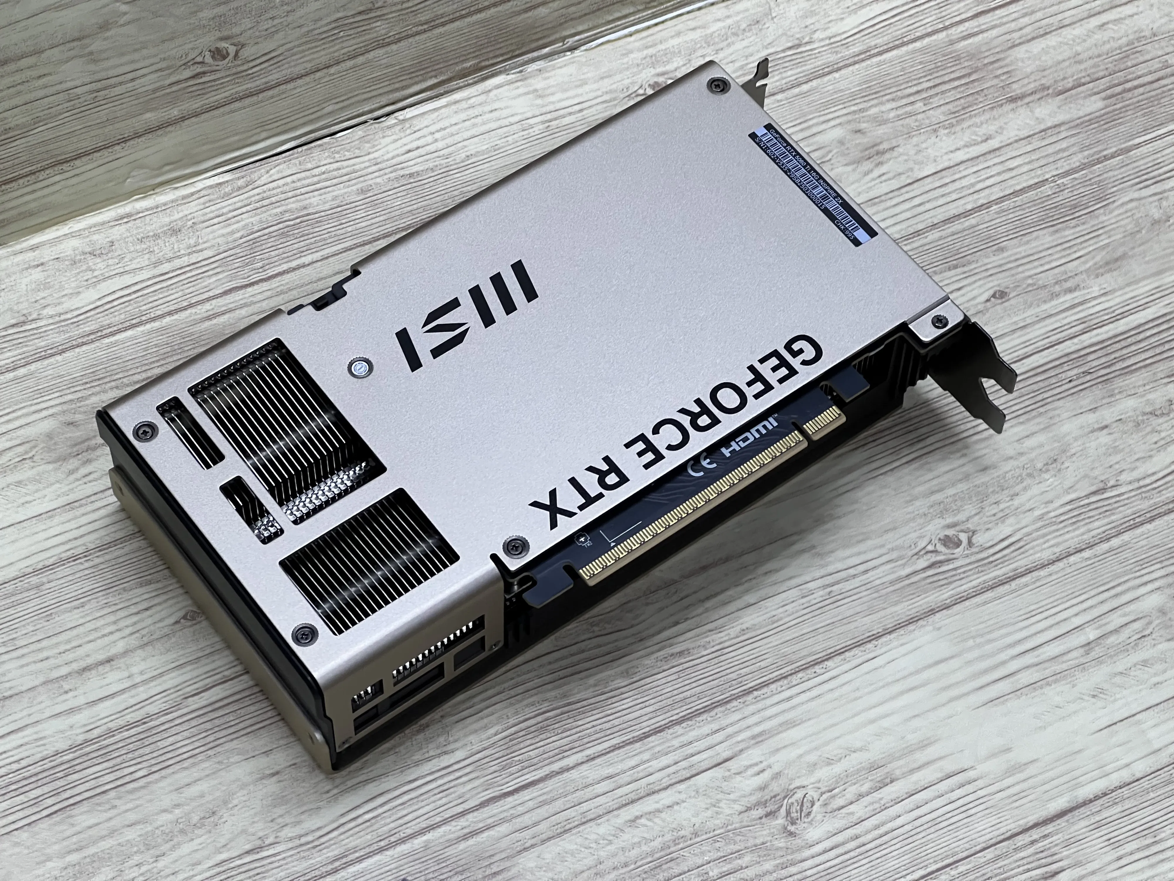 GeForce RTX 5060 Ti 實力大檢閱！抵玩 Blackwell 架構登場！