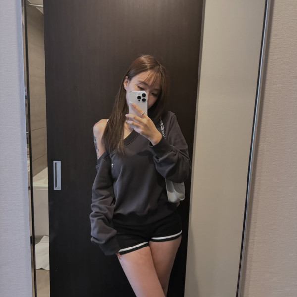 「北上賴小姐」仙氣顏值意外爆紅 一原因離港 透露遊長隆惹網民心動 