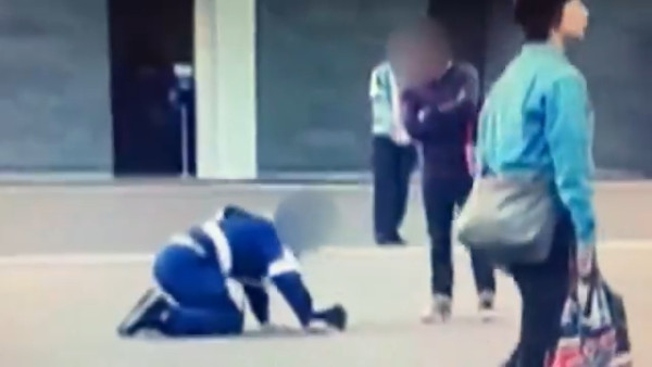 有片｜大阪世博警衛「土下座」道歉惹轟動 日本律師稱該行為可能違法！ 