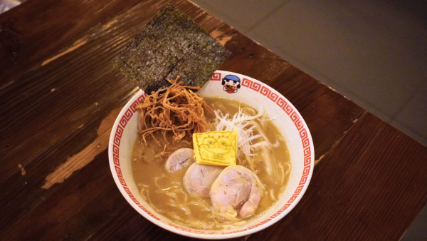 海綿寶寶首次聯乘大叔拉麵主題拉麵店 免費陶瓷碗／海綿寶寶造型杯／限定卡通精品