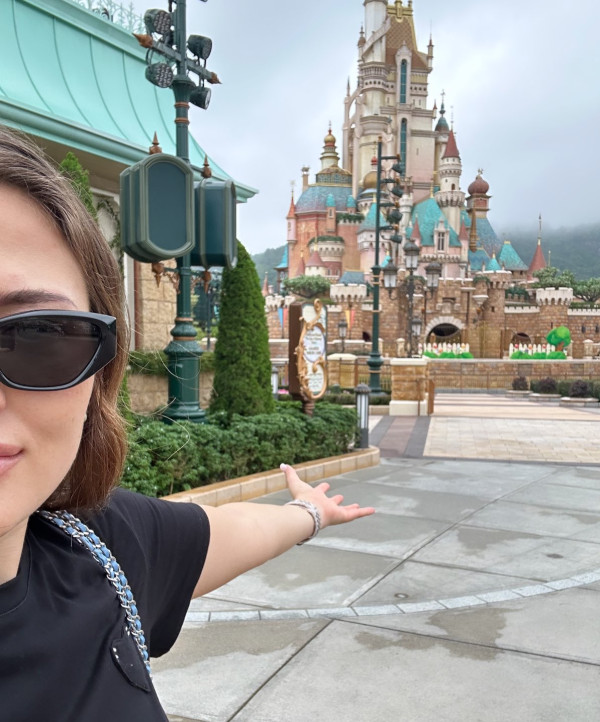 復活節香港迪士尼罕見冷清 旅客包場玩機動遊戲問:為何只有我一個?