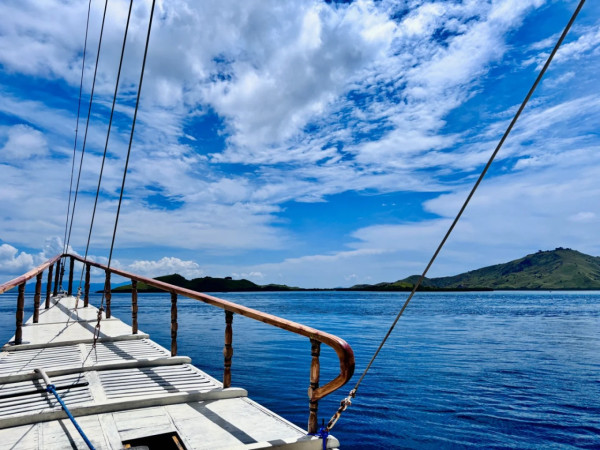 楊愛瑾復活節帶子女遊北京 大方素顏現身 獲讚逆齡似20歲