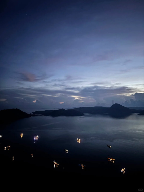 楊愛瑾復活節帶子女遊北京 大方素顏現身 獲讚逆齡似20歲