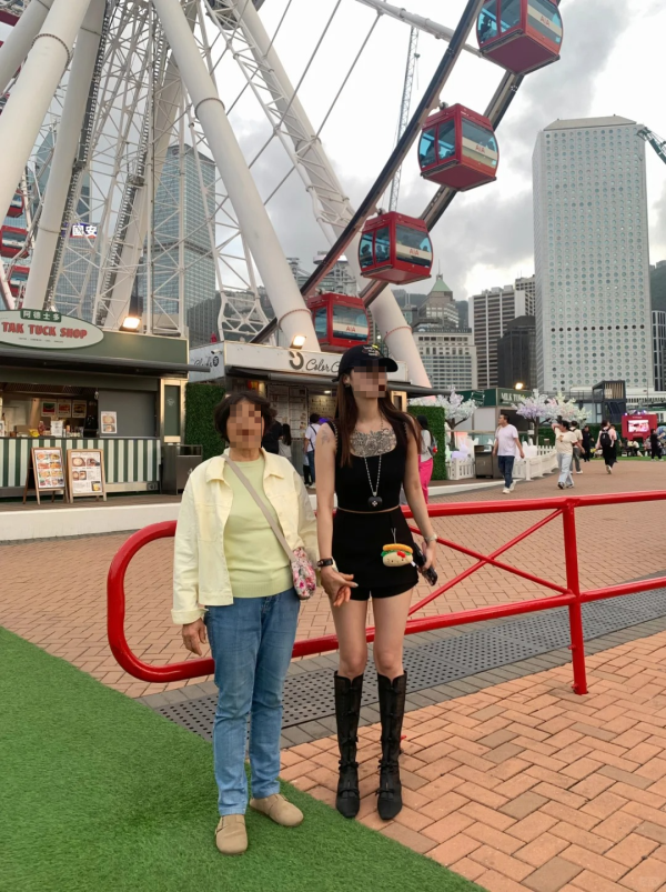 內地女來港沉浸式體驗物價 早餐/這價錢3件衫：沒有想像中貴 